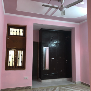 Room in 2.5 BHK Villa at Sector 22b – for Rent