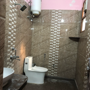 Bathroom in 2.5 BHK Villa at Sector 22b – for Rent