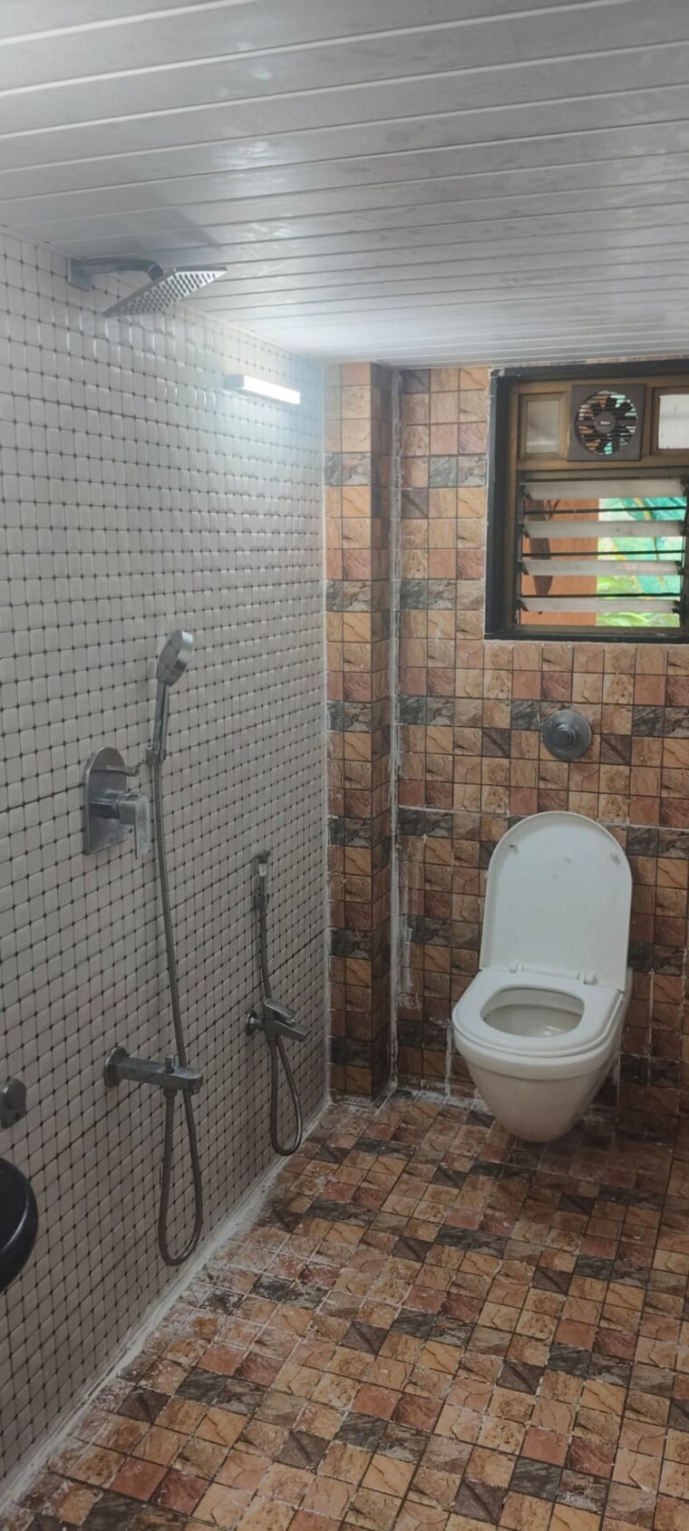 Bathroom, victoria-apartment-andheri 2 Bedroom 750 Sq.Ft. Apartment In Andheri West Mumbai 9324501