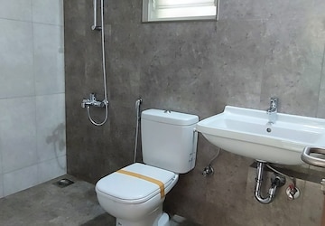 Bathroom in 2.5 BHK Apartment at Nanded City Sur, Nanded – for Rent