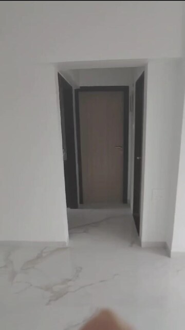 Room in 1 BHK Apartment at Kandivali West – for Rent