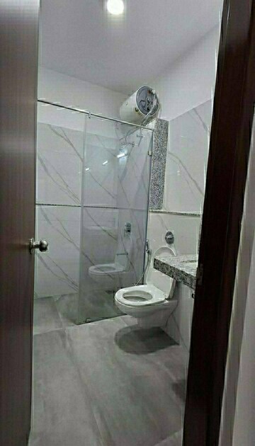 Master Bedroom in 2 BHK Apartment at Tulip CHS, Kalyani Nagar – for Rent