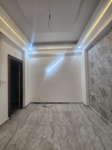 2 BHK Builder Floor For Sale in Shalimar Garden Extension I