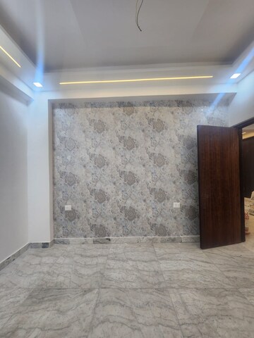 Room in 2 BHK Builder Floor at Shalimar Garden Extension I – for Sale
