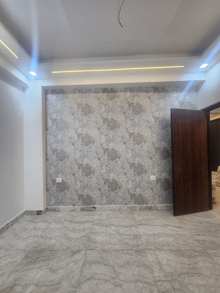 Room, shalimar garden extension i 2 Bedroom 900 Sq.Ft. Builder Floor In Shalimar Garden Extension I Ghaziabad 9324570