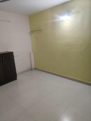 Room in 1 RK Independent House at Hbr Layout – for Rent