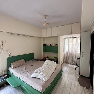 Bedroom in 2 BHK Apartment at Khan Palace Andheri West, Yari Road – for Rent