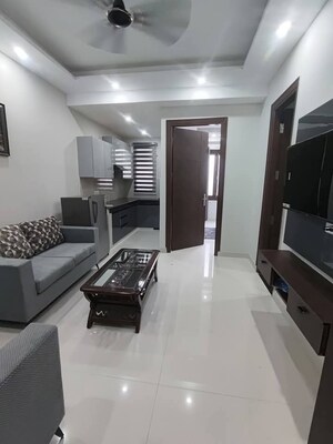 Team Area in 1 BHK Builder Floor at Saket – for Rent