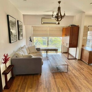 2 BHK Apartment For Rent in Khan Palace Andheri West, Yari Road