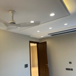 2 BHK Builder Floor For Sale in Kalkaji H Block