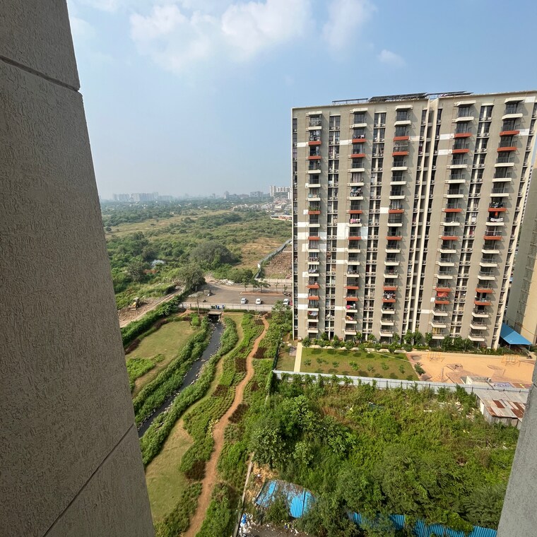 Exterior View, lodha-palava-aquaville-series-estela-a-b-c 1 Bedroom 444 Sq.Ft. Apartment In Katai Village Thane 9324724