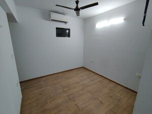 Room in 1 BHK Apartment at Lodha Palava City Lakeshore Greens, Dombivli East – for Rent