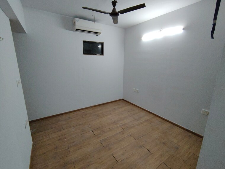 Room, lodha-palava-city-lakeshore-greens 1 Bedroom 510 Sq.Ft. Apartment In Dombivli East Thane 9324733