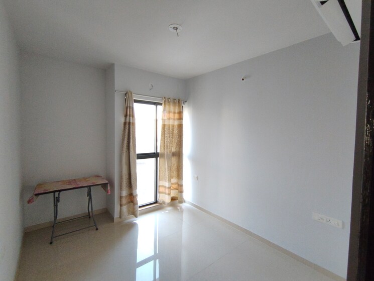 Room, runwal-gardens-phase-2 1 Bedroom 510 Sq.Ft. Apartment In Dombivli East Thane 9324735