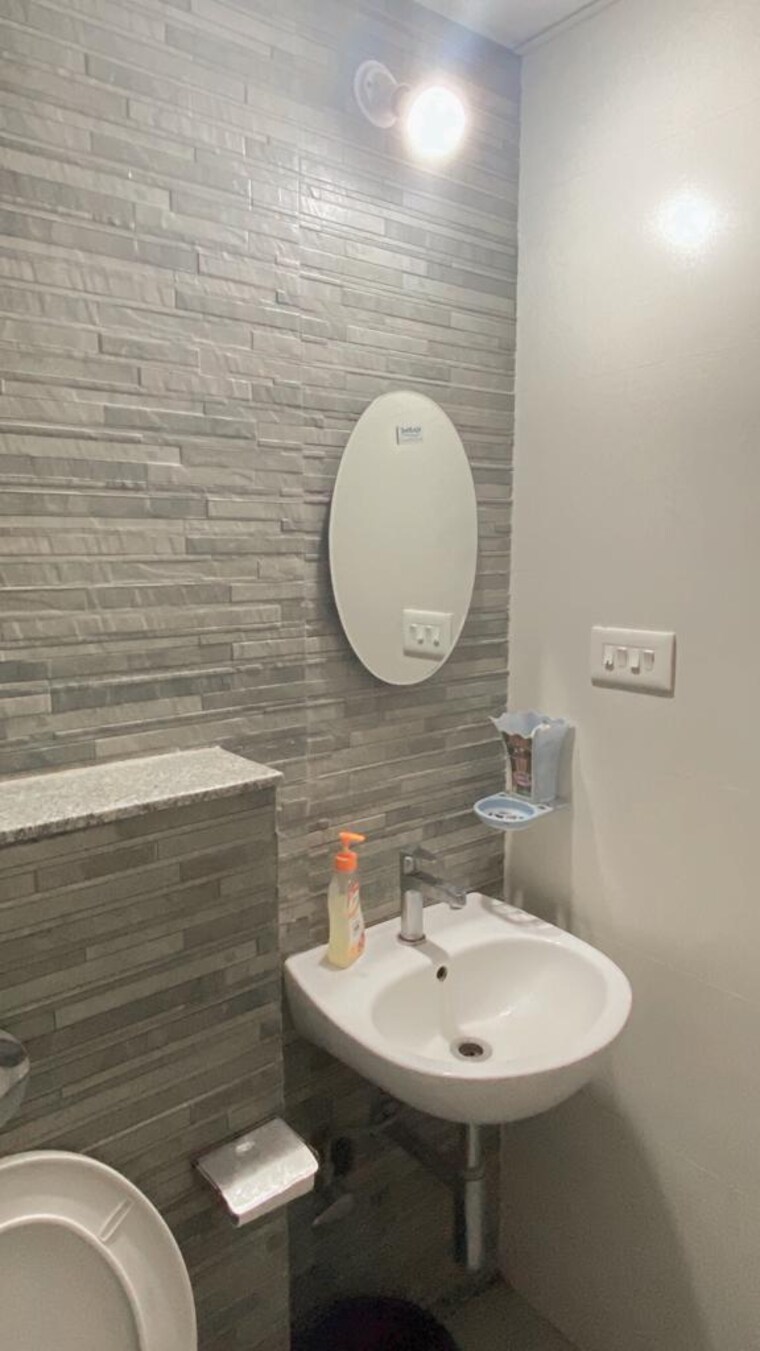 Bathroom, lodha-palava-city-lakeshore-greens 1.5 Bedroom 638 Sq.Ft. Apartment In Dombivli East Thane 9324749