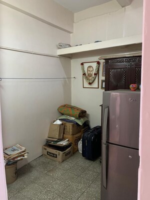 Furnished Amenities in 2 BHK Apartment at Gyan Kutir Apartment, Kandivali West – for Sale