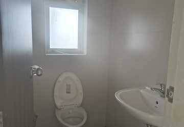 Bathroom in 2 BHK Apartment at Kurla East – for Rent