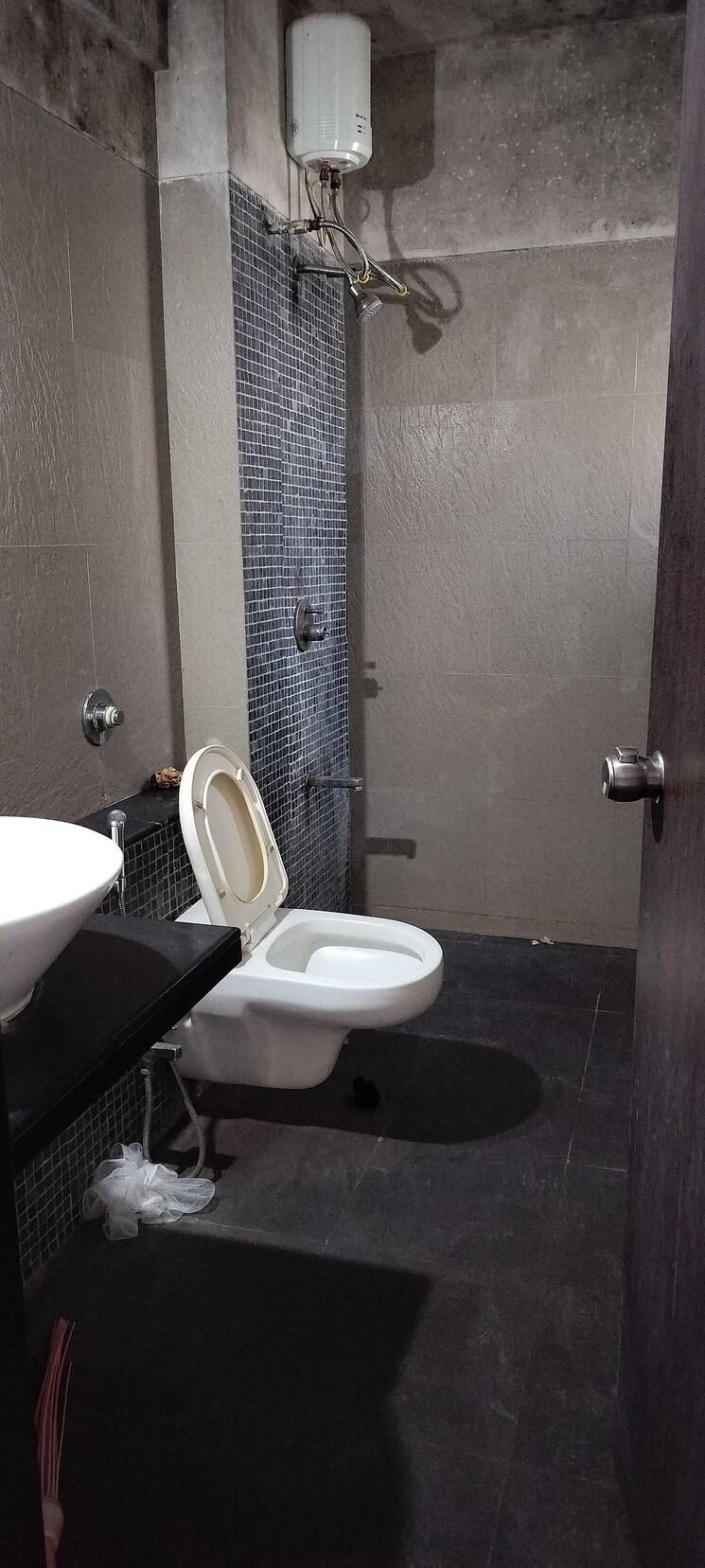 Bathroom, kirti-crest-avenue 3 Bedroom 1460 Sq.Ft. Apartment In Baner Pune 9324817