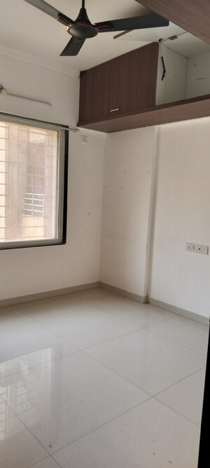 Room in 2 BHK Apartment at G K Roseland Residency, Pimple Saudagar – for Rent