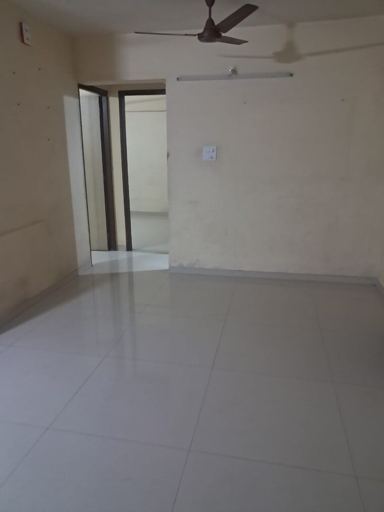 Room, romell-shraddha 1 Bedroom 431 Sq.Ft. Apartment In Borivali West Mumbai 9324824