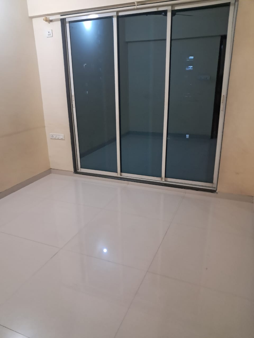 1 BHK 431 Sq.Ft. Apartment in Romell Shraddha