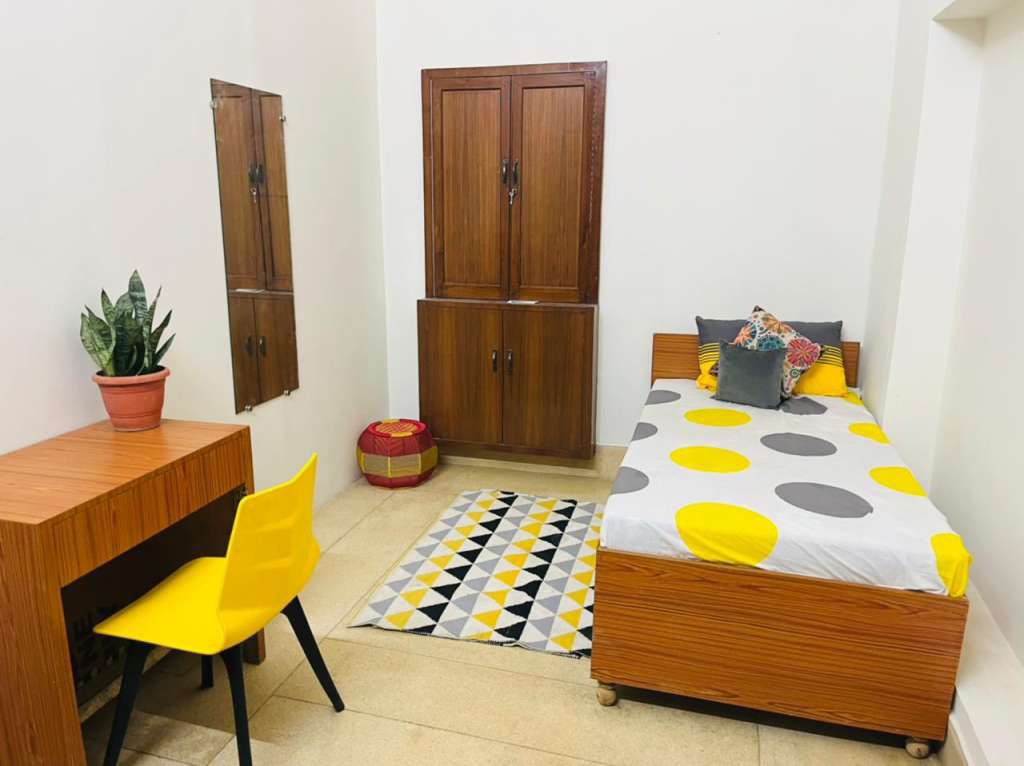 2 BHK Builder Floor For Sale in New Laxmi Property 