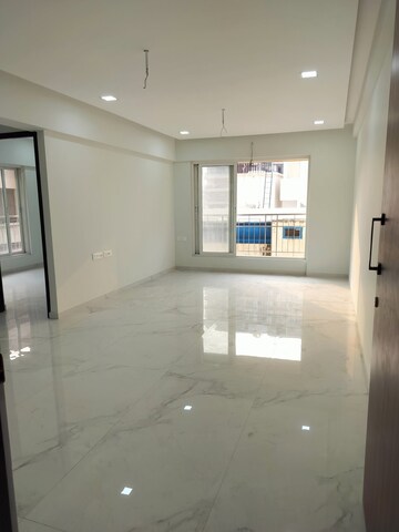 Room in 2 BHK Apartment at Chaitanya Anand Lunkhod CHSL, Andheri West – for Rent