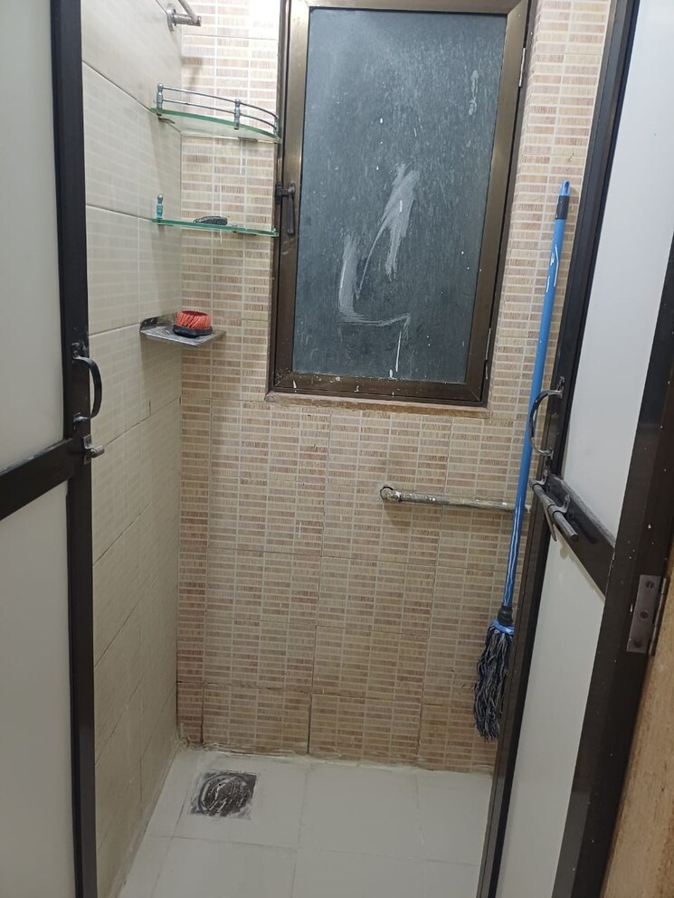 Bathroom, jaldhara-sra-chs 1 Bedroom 350 Sq.Ft. Apartment In Goregaon East Mumbai 9324933