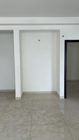 Room in 2.5 BHK Apartment at Aparna Zenon, Puppalaguda – for Sale