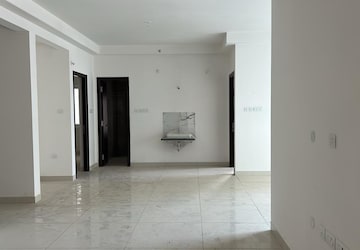 Room in 2 BHK Apartment at Aparna Zenon, Puppalaguda – for Sale