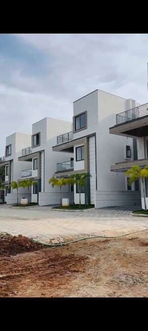 4 BHK Villa – Exterior View View at Gundlapochampalli - for Sale