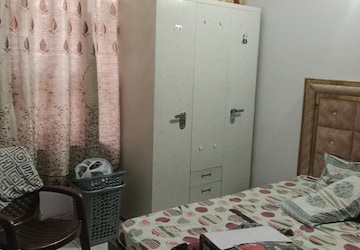 Bedroom in 1.5 BHK Builder Floor at Huda – for Rent