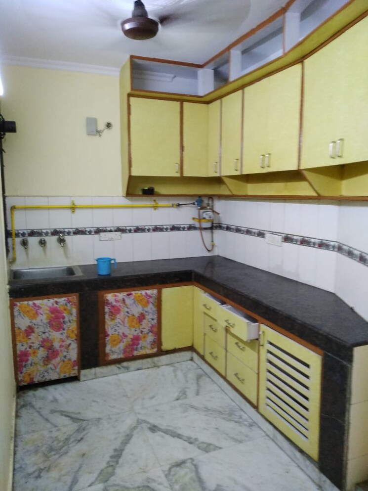 Kitchen, lajpat nagar 4 2 Bedroom 1009 Sq.Ft. Builder Floor In Lajpat Nagar 4 Delhi 9324985