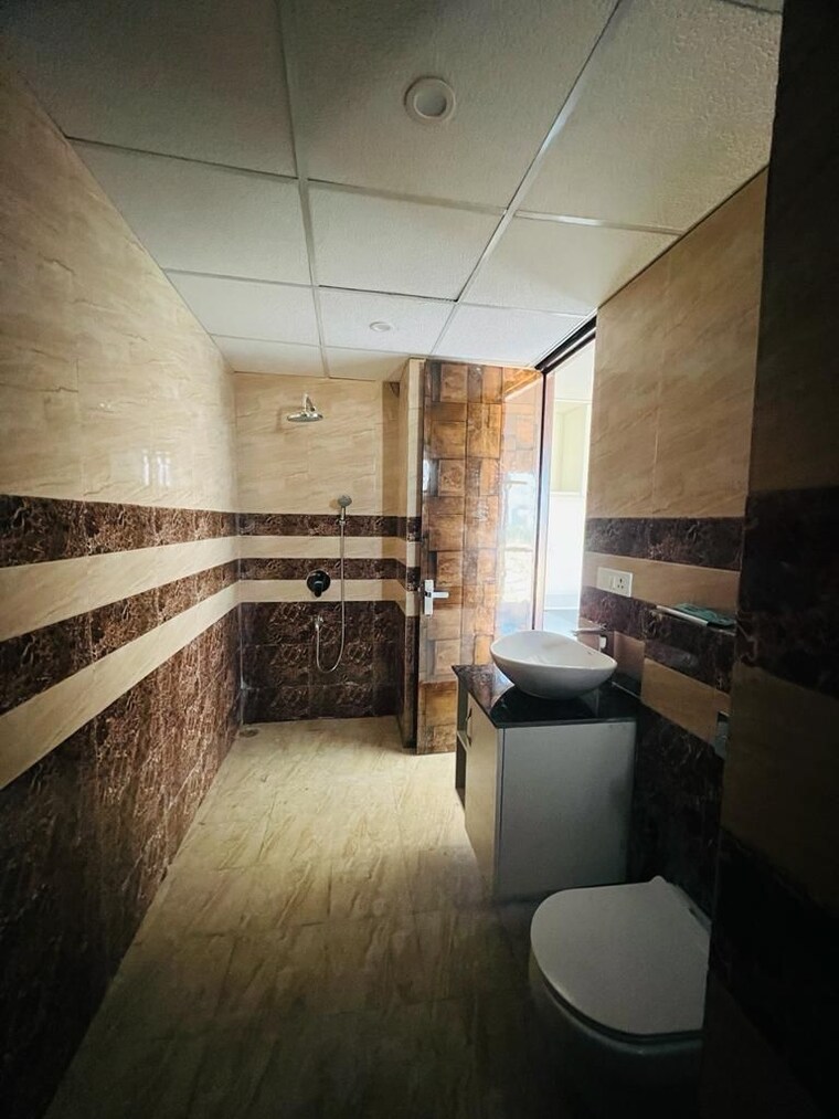 undefined, sector 12 greater noida 3 Bedroom 128 Sq.Yd. Villa In Sector 12 Greater Noida Greater Noida 9325005