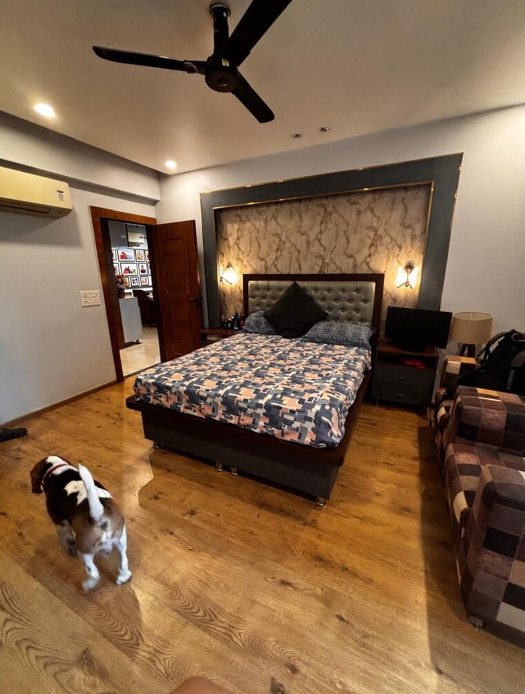 Bedroom, experion-the-heart-song 4 Bedroom 2779 Sq.Ft. Apartment In Sector 108 Gurgaon 9325074