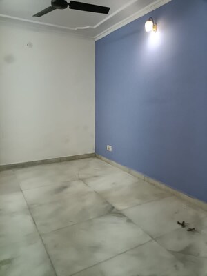 Room in 3 BHK Independent House at RWA Apartments Sector 26, Sector 26 – for Rent