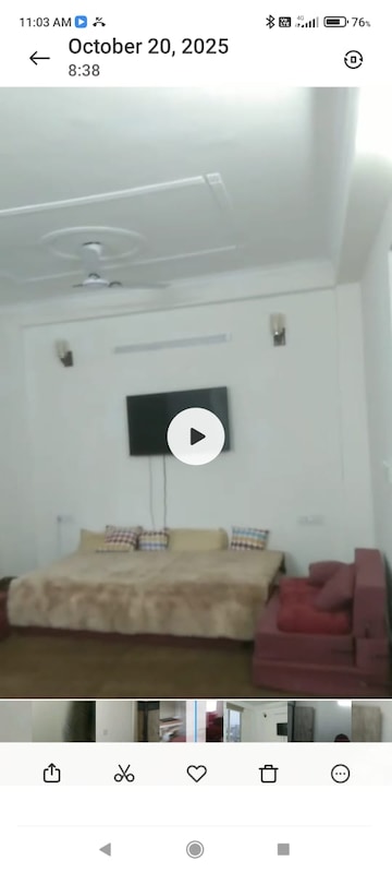 Bathroom in 1.5 BHK Builder Floor at Sukhdev Vihar – for Rent