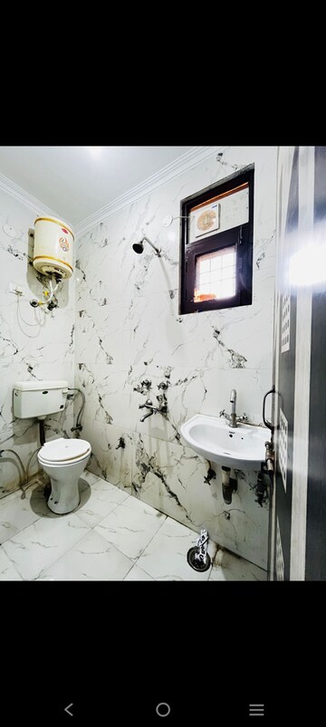 Bathroom in 1 BHK Builder Floor at Saket – for Rent