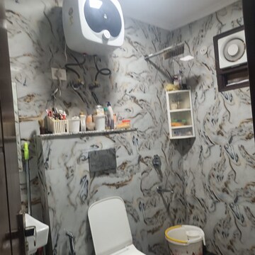 Team Area in 2 BHK Builder Floor at Saket – for Rent