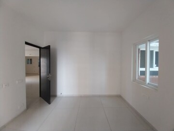 Room in 3 BHK Apartment at Hallmark Treasor, Narsingi – for Sale