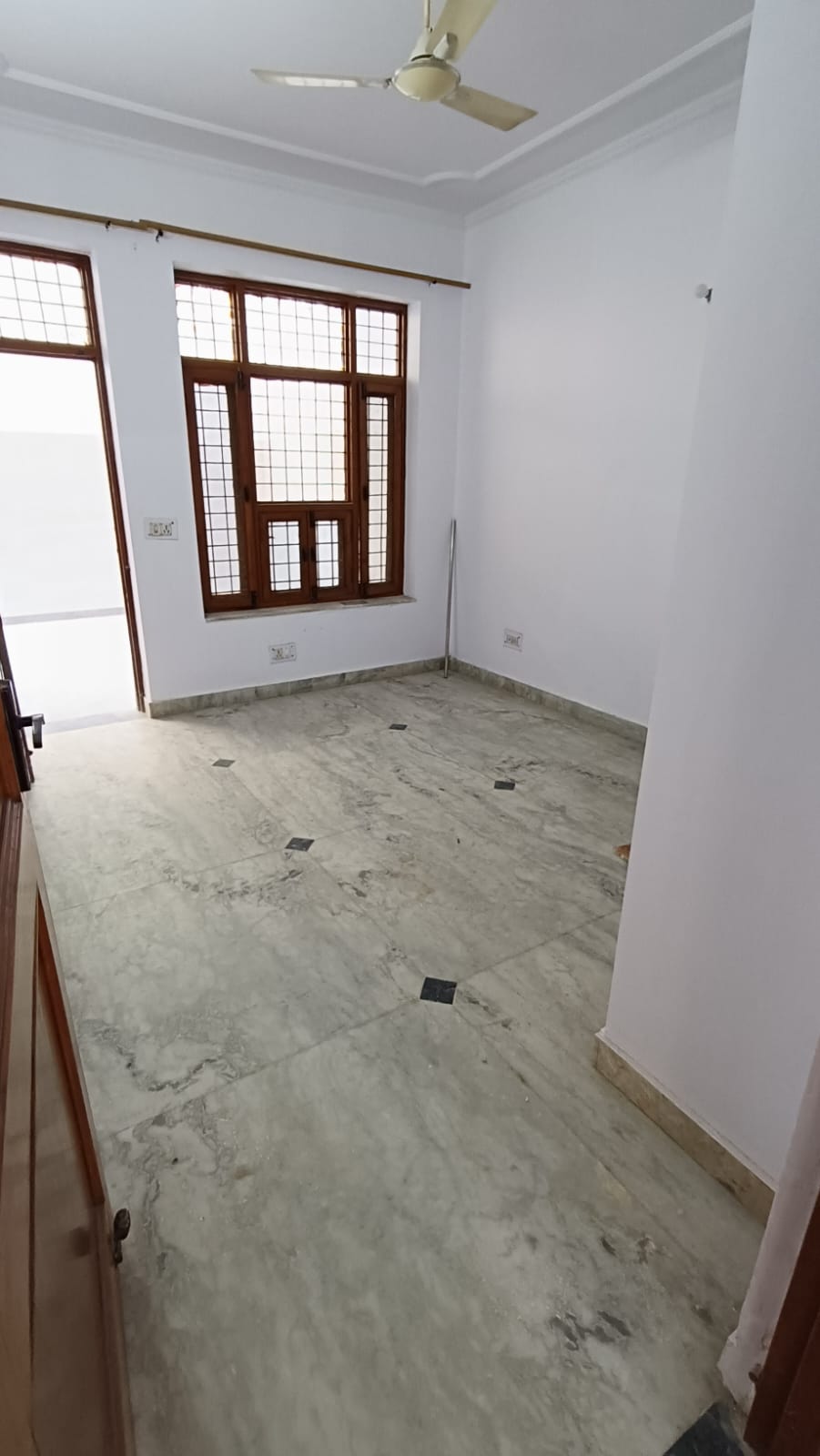 2 BHK + Pooja Room Builder Floor For Rent in Sector 23