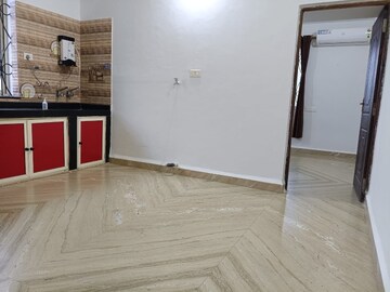 Room in 1 BHK Builder Floor at Moira – for Rent
