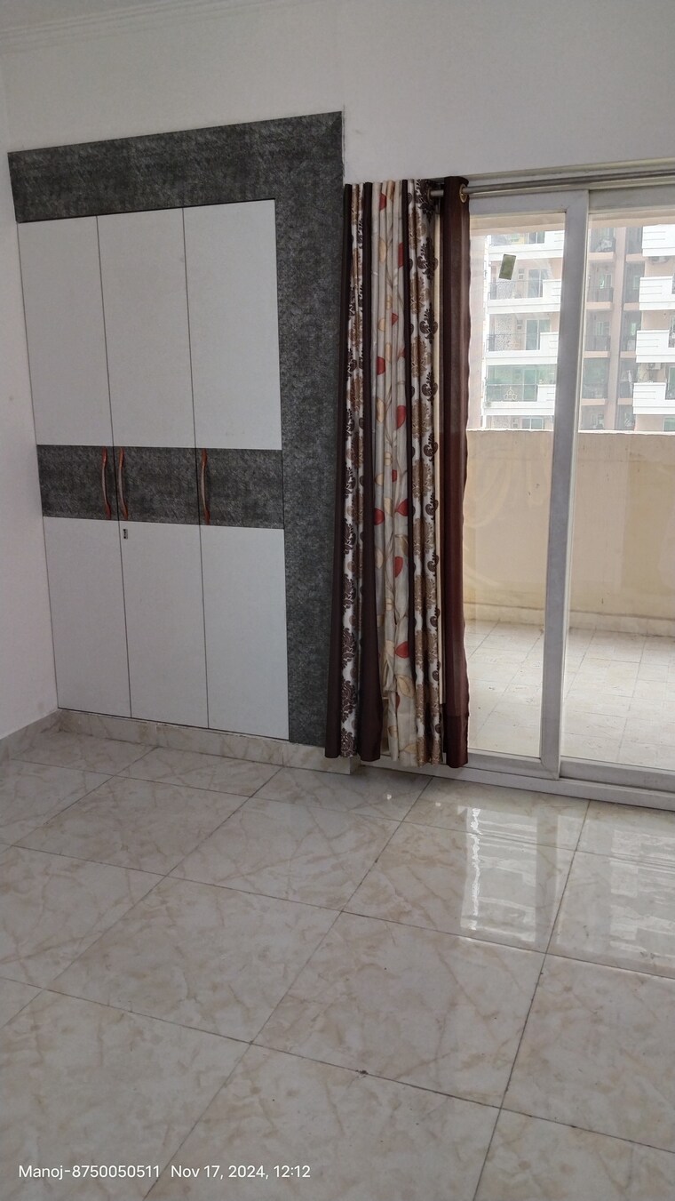 Room, gaurs-siddhartham 3 Bedroom 1185 Sq.Ft. Apartment In Siddharth Vihar Ghaziabad 9325169