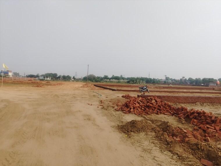 undefined, sujanpur  109 Sq.Yd. Plot In Sujanpur Aligarh 9325177