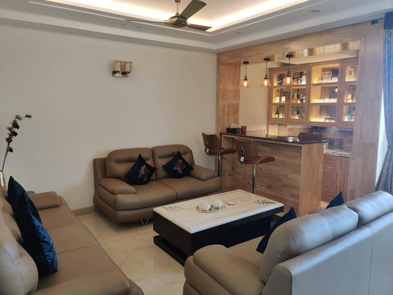 3 BHK + Servant Room Apartment For Sale in Pioneer Park Presidia