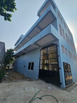  Warehouse For Rent in Kistapur