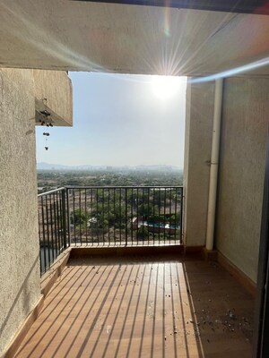 1 BHK Apartment For Rent in Lodha Palava City Lakeshore Greens, Dombivli East