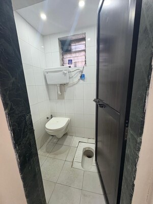Bathroom in 1 BHK Apartment at Geetanjali CHS Seawoods, Seawoods – for Rent