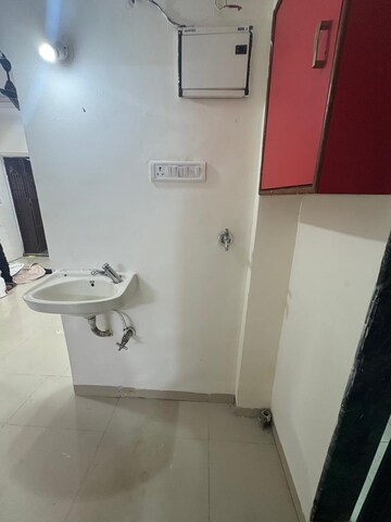 Team Area in 1 BHK Apartment at Geetanjali CHS Seawoods, Seawoods – for Rent