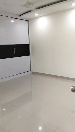 Bedroom in 3 BHK Apartment at Kondapur – for Rent